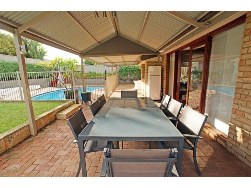 34 San Miguel Drive, Leeming WA 6149