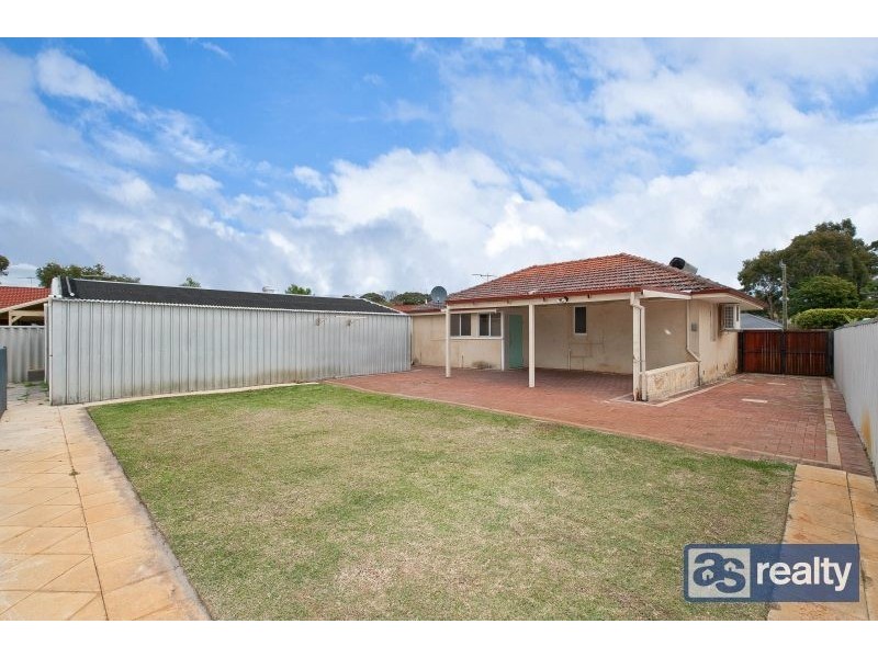 13 Priestley Street, Embleton WA 6062