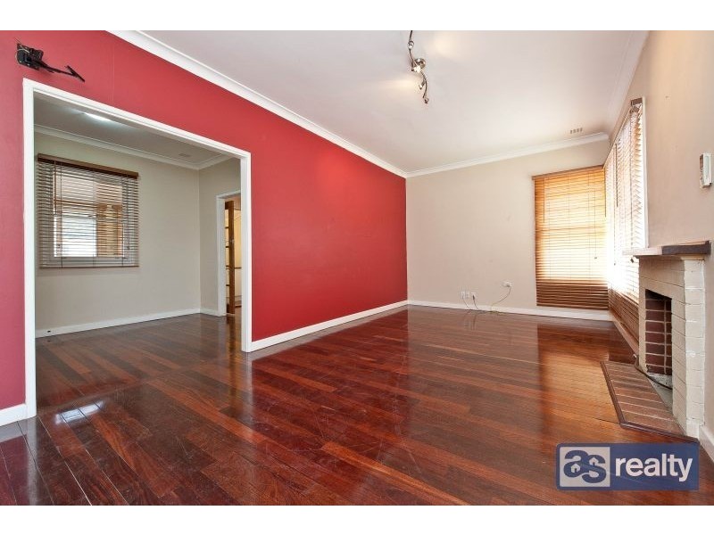 13 Priestley Street, Embleton WA 6062