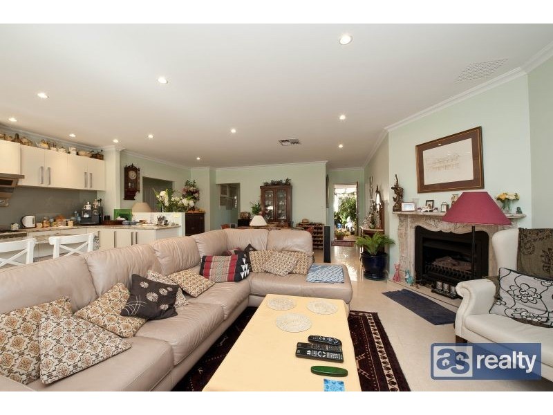 A/53 Holmwood Way, Embleton WA 6062