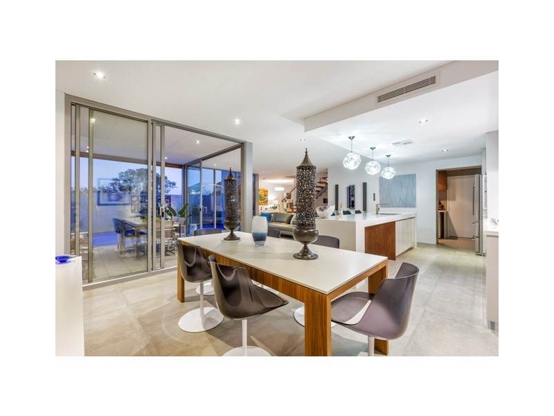 17 Ingles Place, Bayswater WA 6053