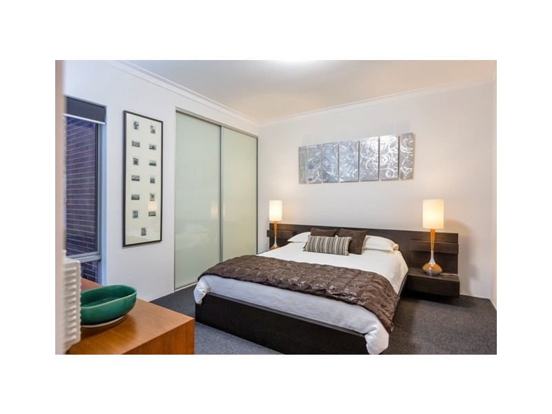 17 Ingles Place, Bayswater WA 6053