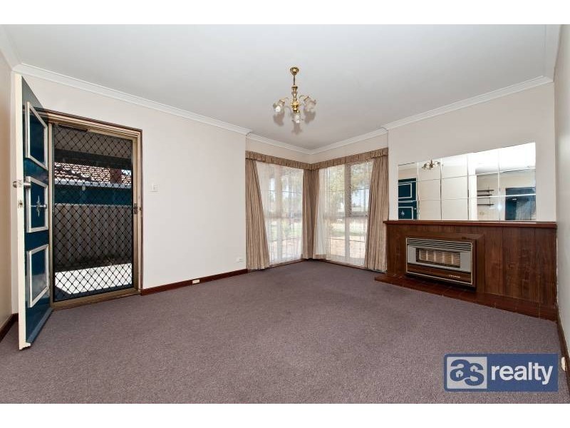 24 Cameron Street, Embleton WA 6062