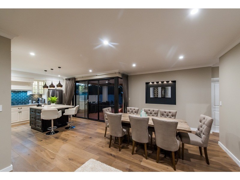 18 Grey Street, Bayswater WA 6053