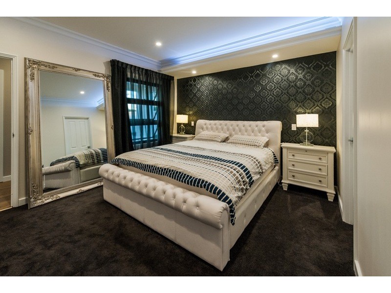 18 Grey Street, Bayswater WA 6053