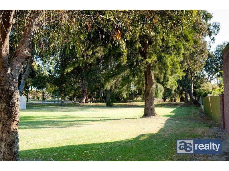 52 Bertram Street, Dianella WA 6059