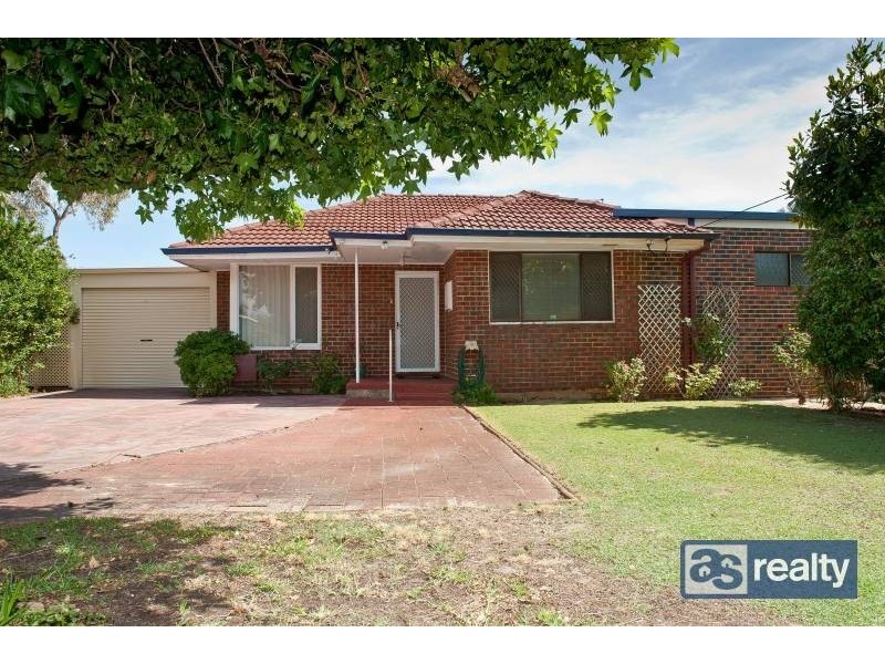 19 Sproxton Way, Embleton WA 6062