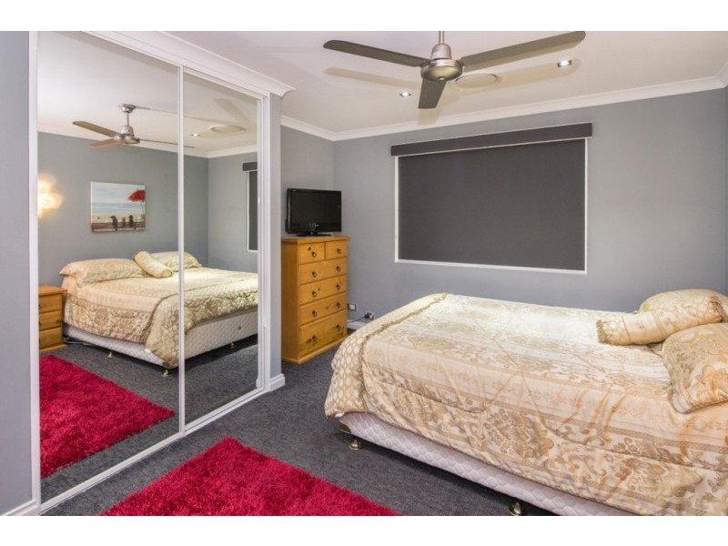 4 Almond Parkway, Yalyalup WA 6280