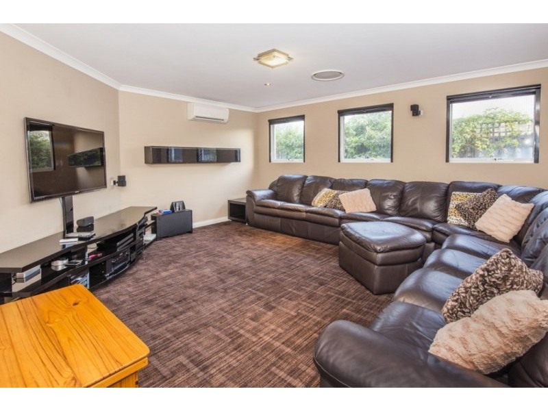 4 Almond Parkway, Yalyalup WA 6280