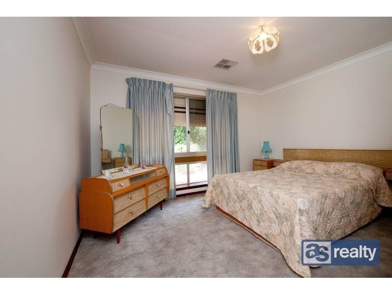 158 Collier Road, Embleton WA 6062