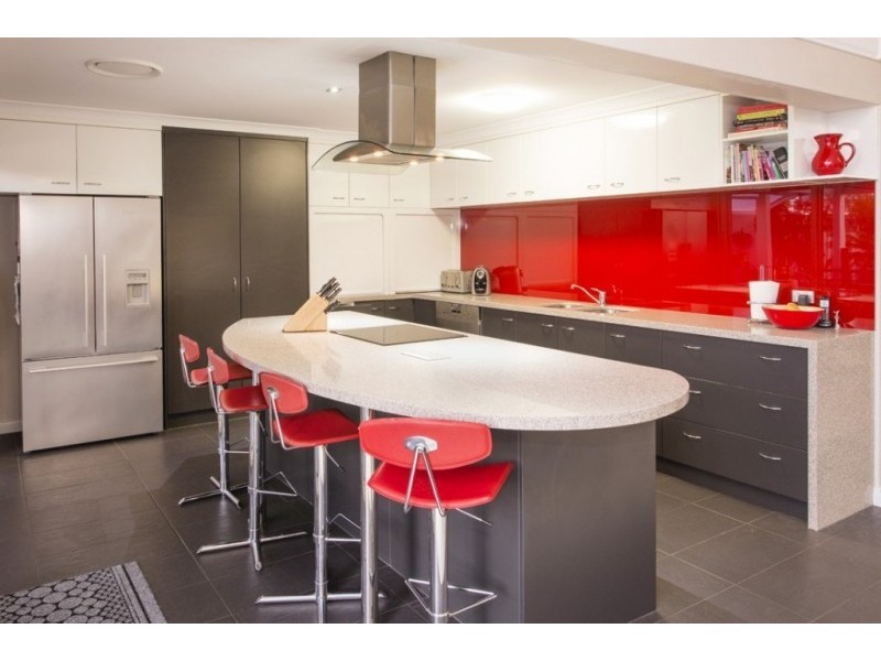 4 Almond Parkway, Yalyalup WA 6280