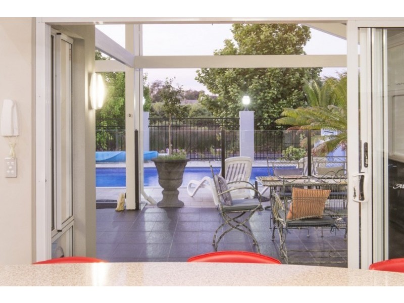 4 Almond Parkway, Yalyalup WA 6280