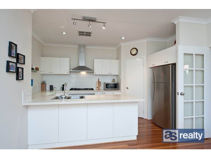 A/9 Priestley Street, Embleton WA 6062