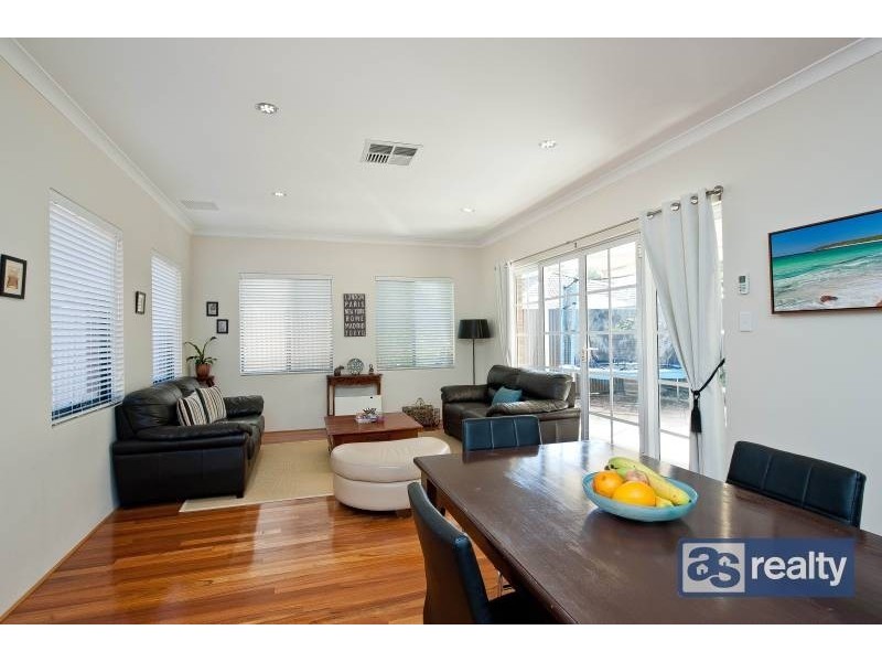 A/9 Priestley Street, Embleton WA 6062