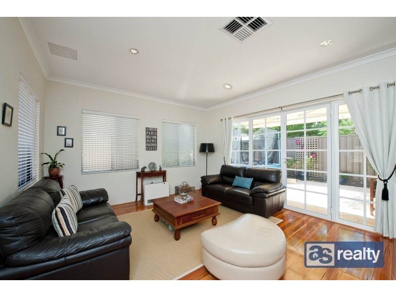 A/9 Priestley Street, Embleton WA 6062