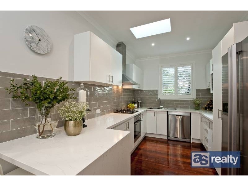 11 Traylen Road, Bayswater WA 6053