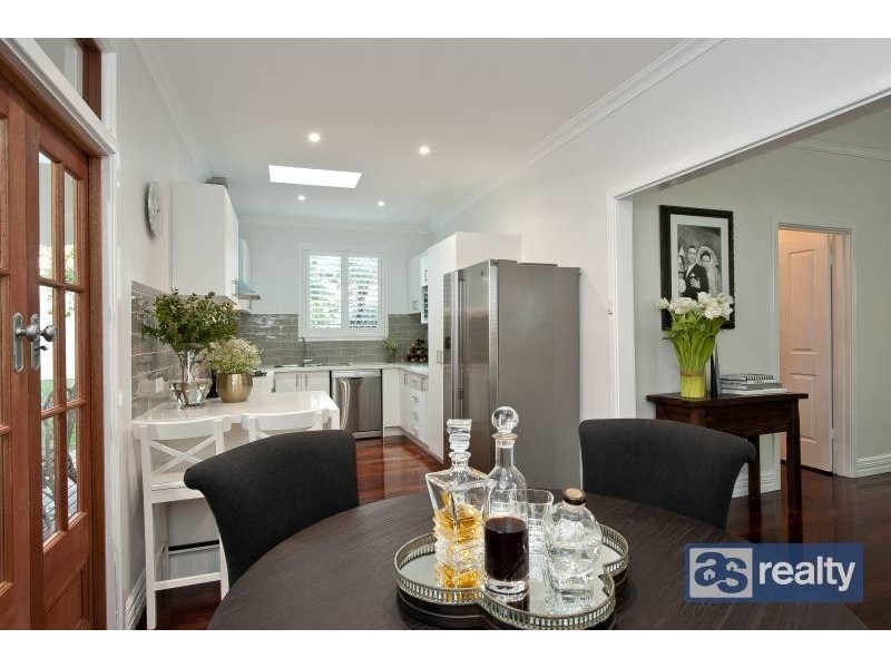 11 Traylen Road, Bayswater WA 6053