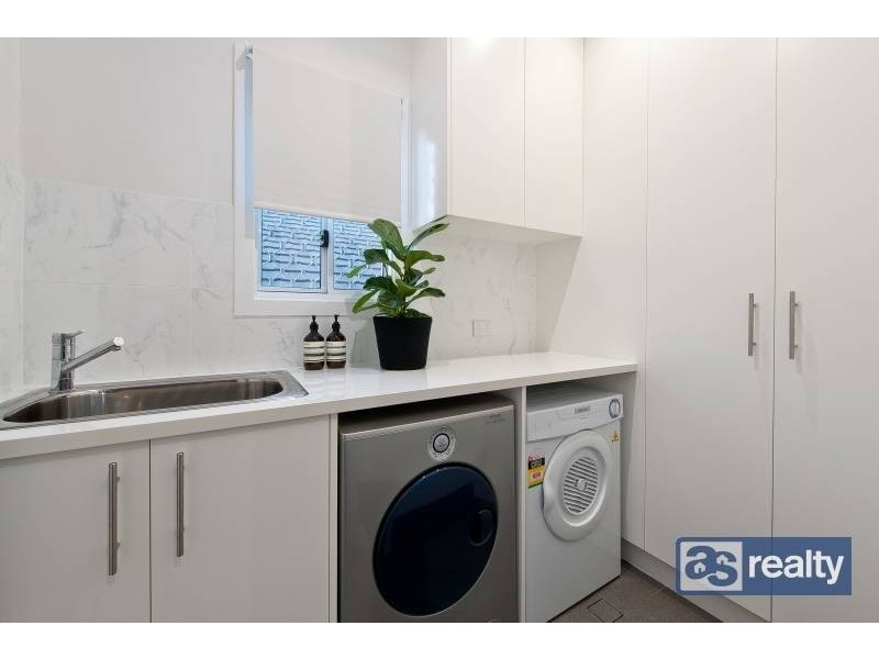 11 Traylen Road, Bayswater WA 6053