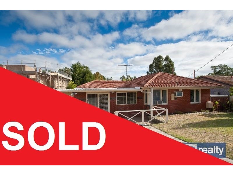 8 Kenwick Way, Balga WA 6061