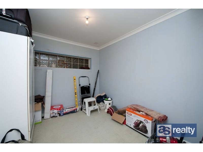 8 Kenwick Way, Balga WA 6061