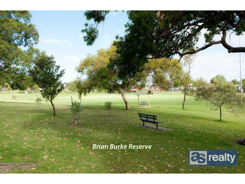 8 Kenwick Way, Balga WA 6061