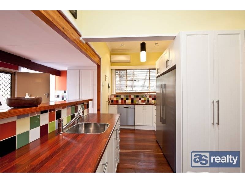11 Aughton Street, Bayswater WA 6053