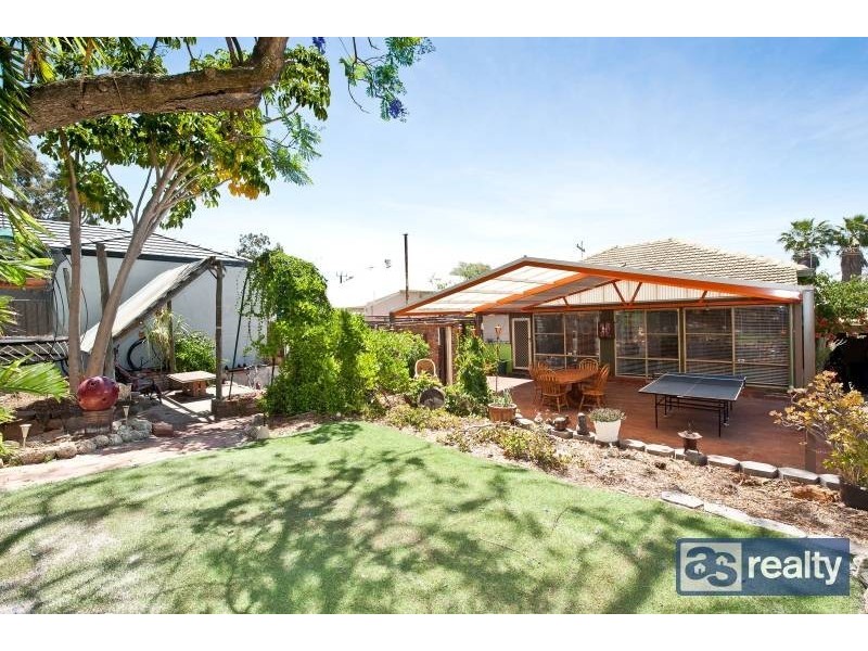 11 Aughton Street, Bayswater WA 6053