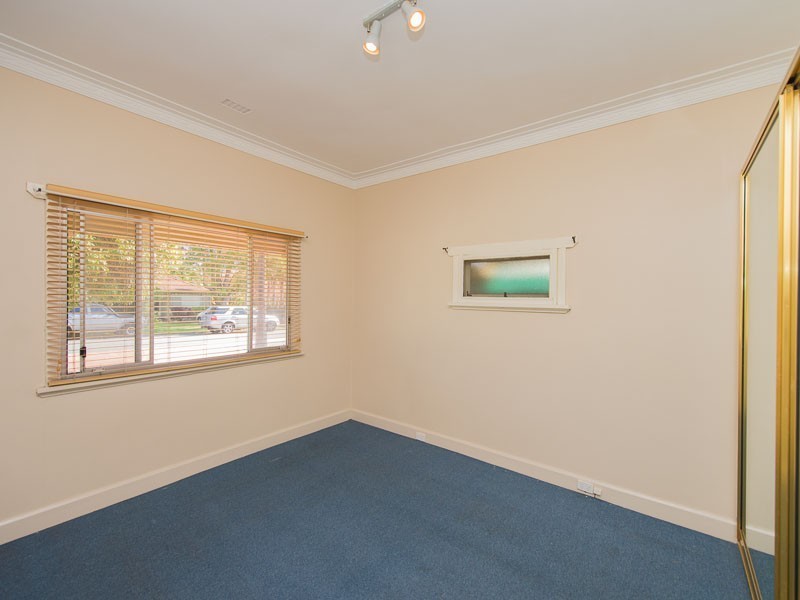 31 Halliday Street, Bayswater WA 6053
