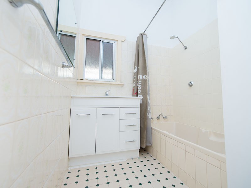 31 Halliday Street, Bayswater WA 6053