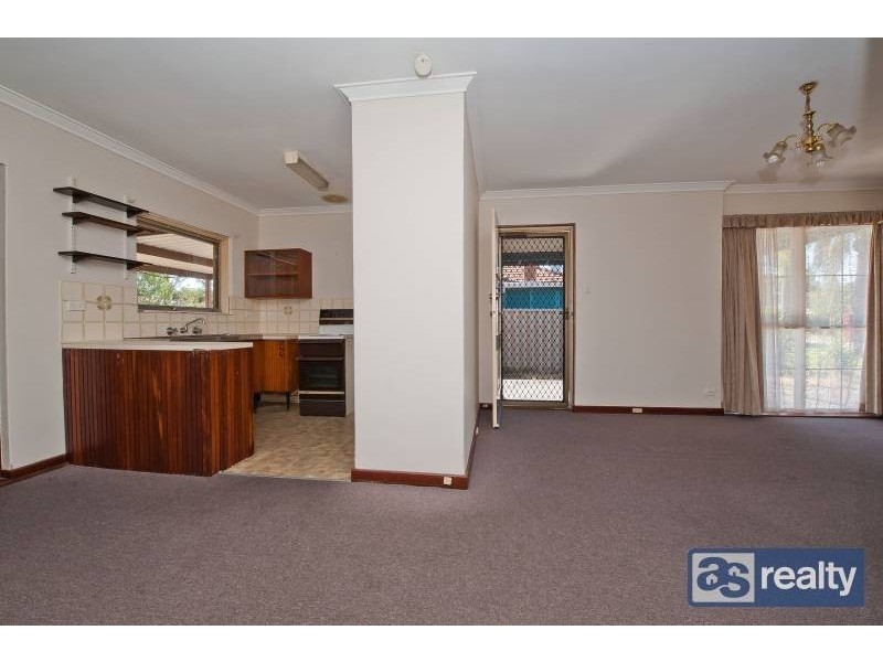 24 Cameron Street, Embleton WA 6062