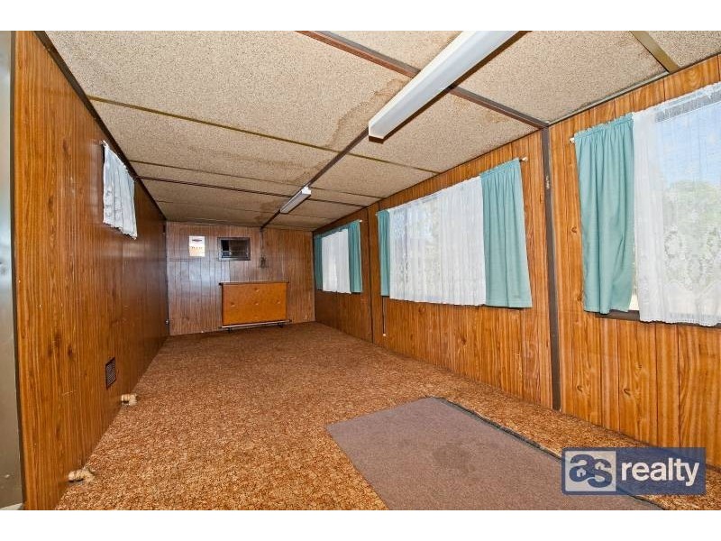 24 Cameron Street, Embleton WA 6062