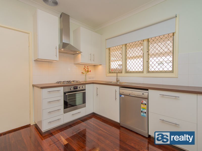 3 Priestley Street, Embleton WA 6062