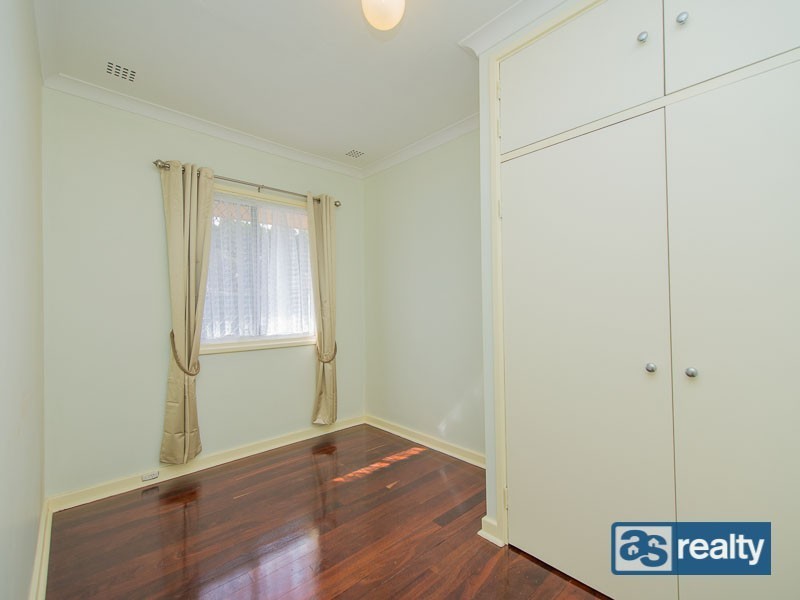 3 Priestley Street, Embleton WA 6062