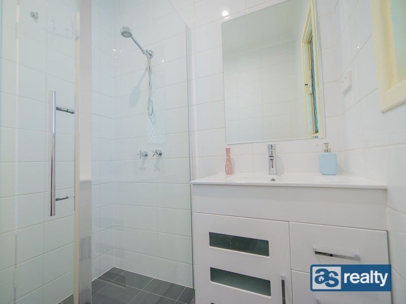 3 Priestley Street, Embleton WA 6062