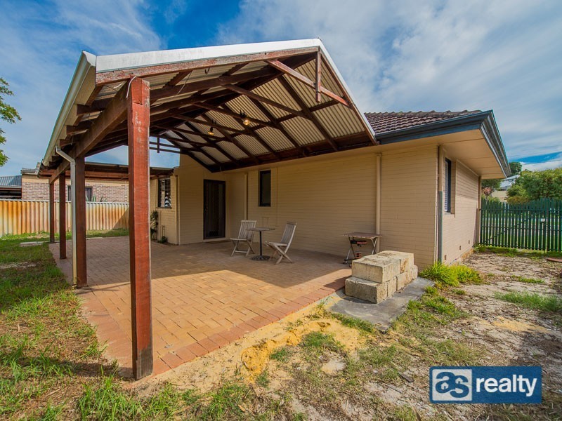 3 Priestley Street, Embleton WA 6062