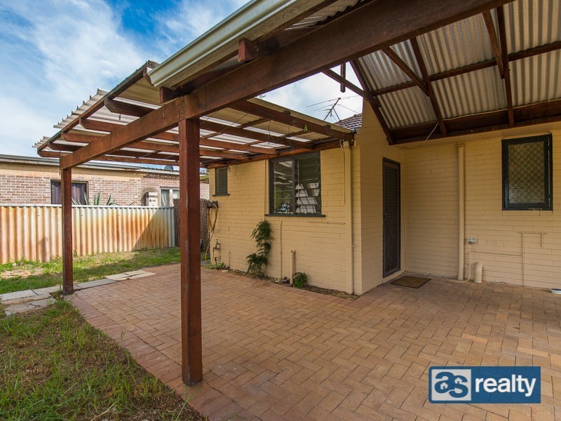 3 Priestley Street, Embleton WA 6062