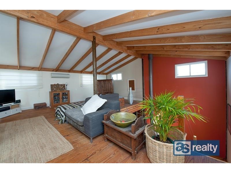 19 Darby Street, Bayswater WA 6053