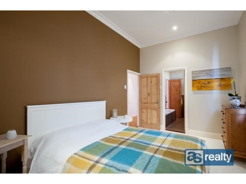 19 Darby Street, Bayswater WA 6053