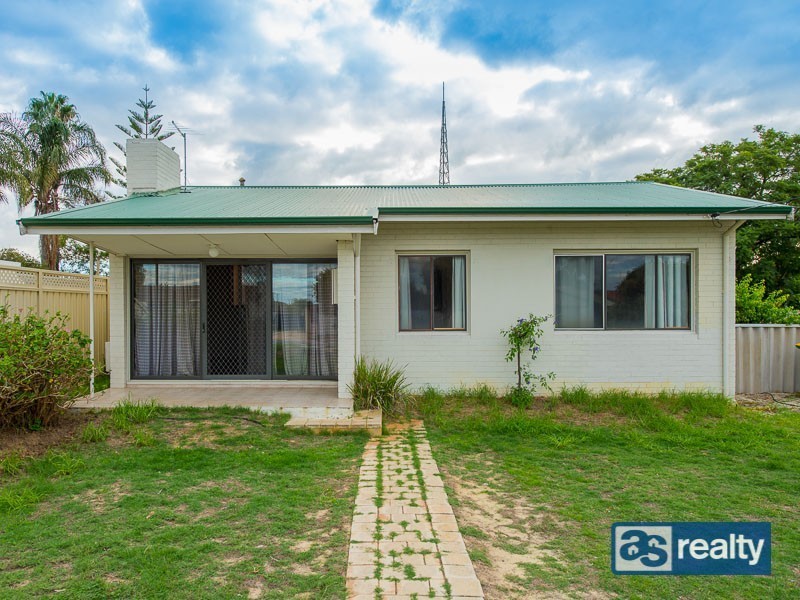 29 Irwin Road, Embleton WA 6062