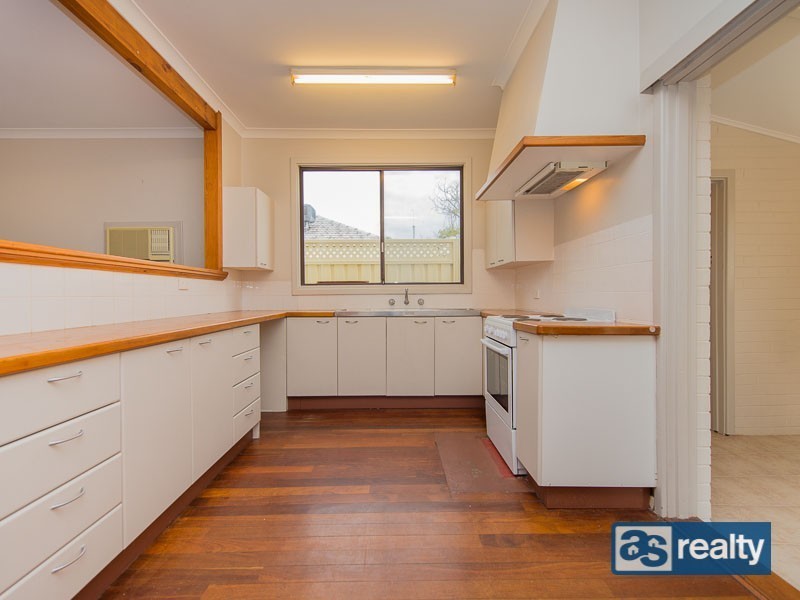 29 Irwin Road, Embleton WA 6062