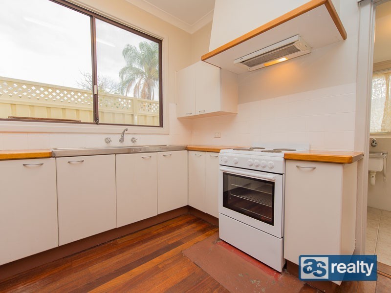 29 Irwin Road, Embleton WA 6062