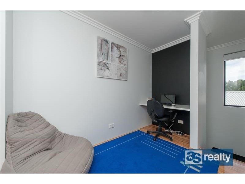 5 Mckenzie Way, Embleton WA 6062