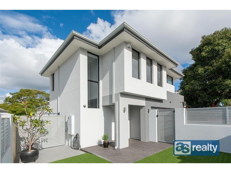 5 Mckenzie Way, Embleton WA 6062