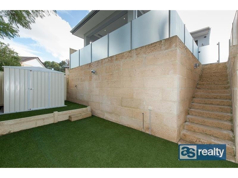 5 Mckenzie Way, Embleton WA 6062