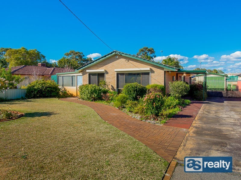 55 Holmwood Way, Embleton WA 6062