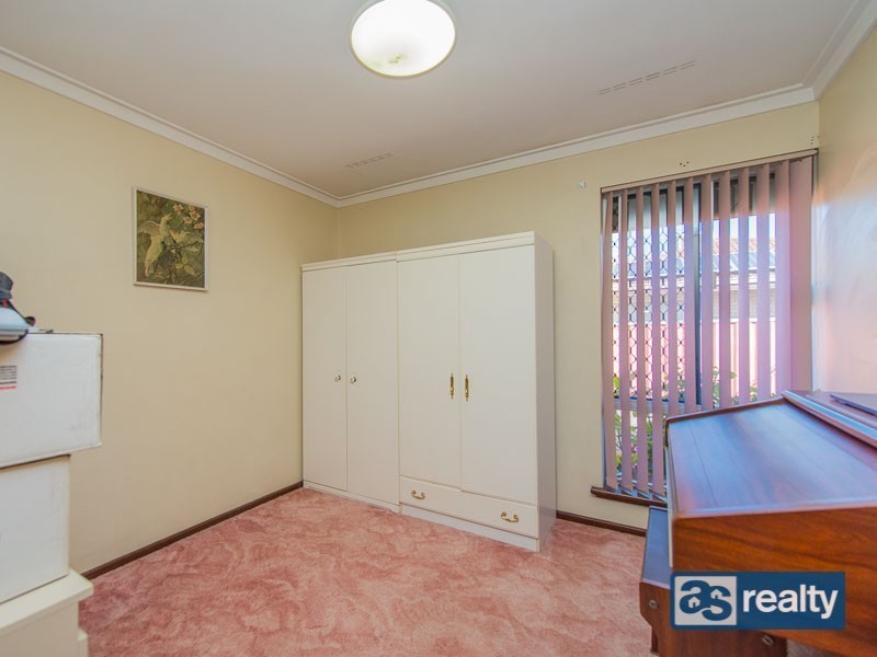 55 Holmwood Way, Embleton WA 6062