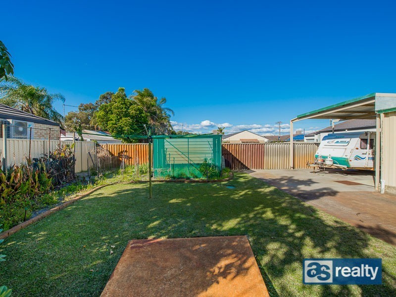 55 Holmwood Way, Embleton WA 6062