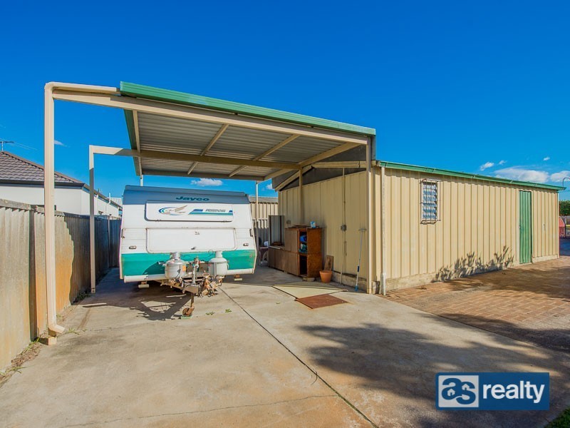 55 Holmwood Way, Embleton WA 6062