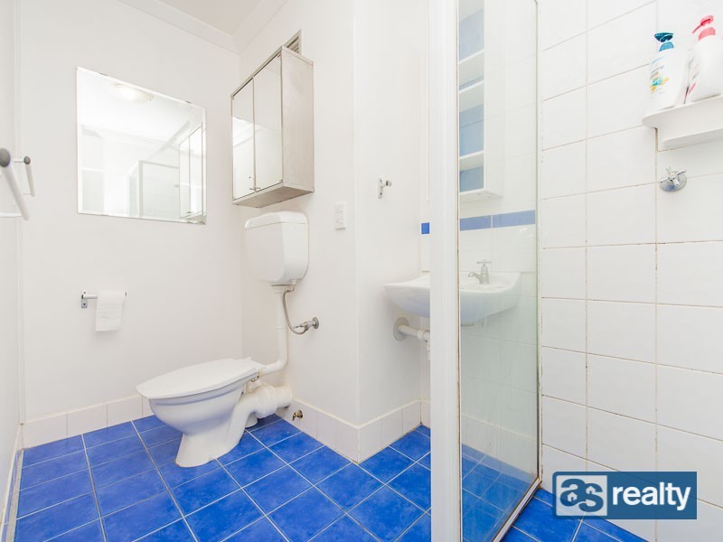 6J/59 Tenth Avenue, Inglewood WA 6052