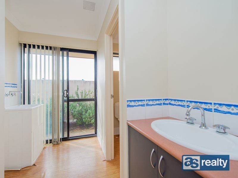 51 Parnham Avenue, Ellenbrook WA 6069